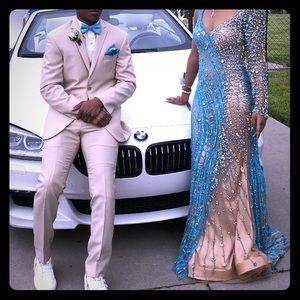 Gown for sell, wore for a couple hours